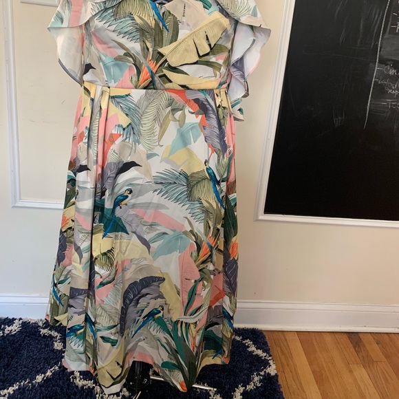 ASOS Curve Floral Bird Spring/Summer Party Dress - Picture 3 of 14